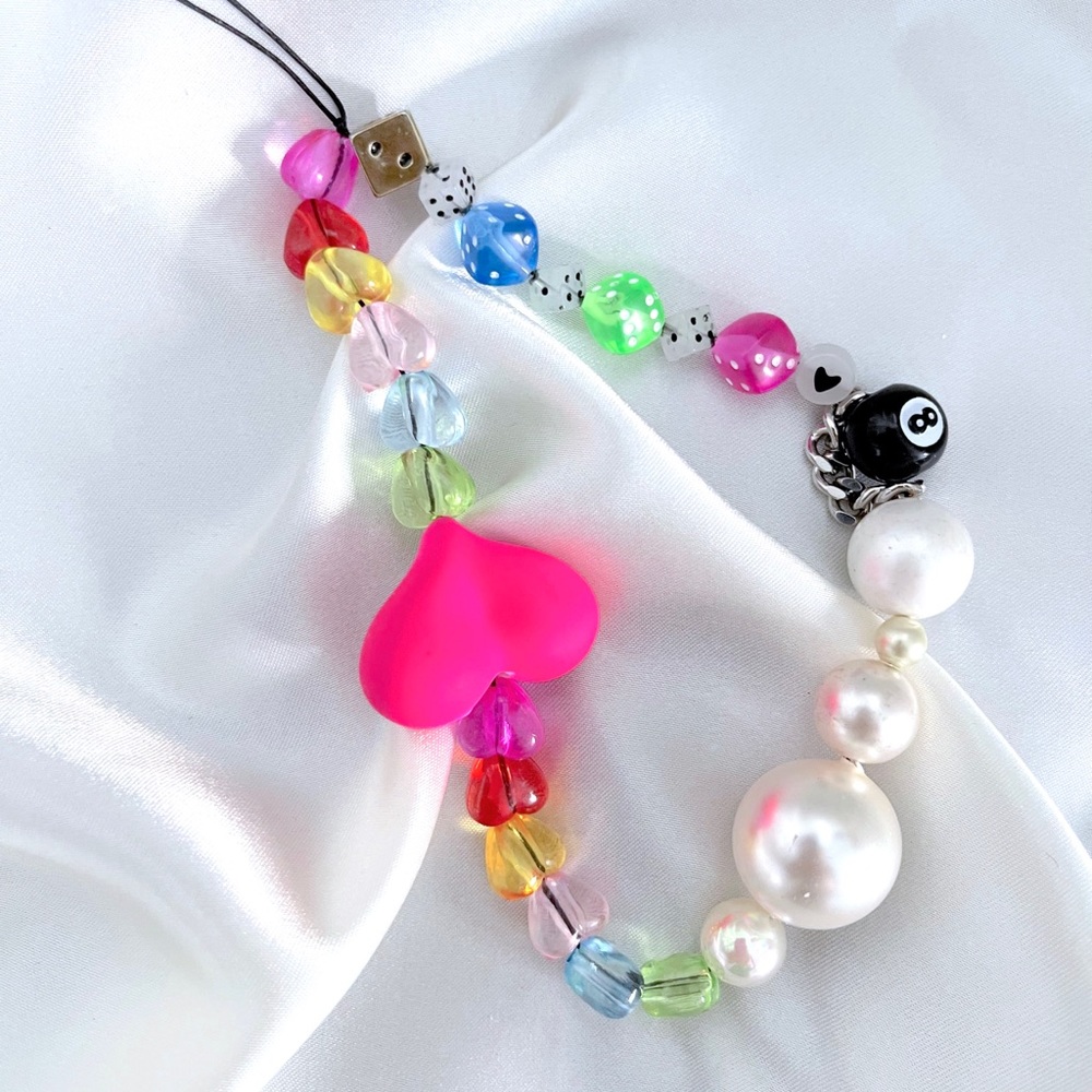 Beaded phone charm y2k aesthetic wildflower